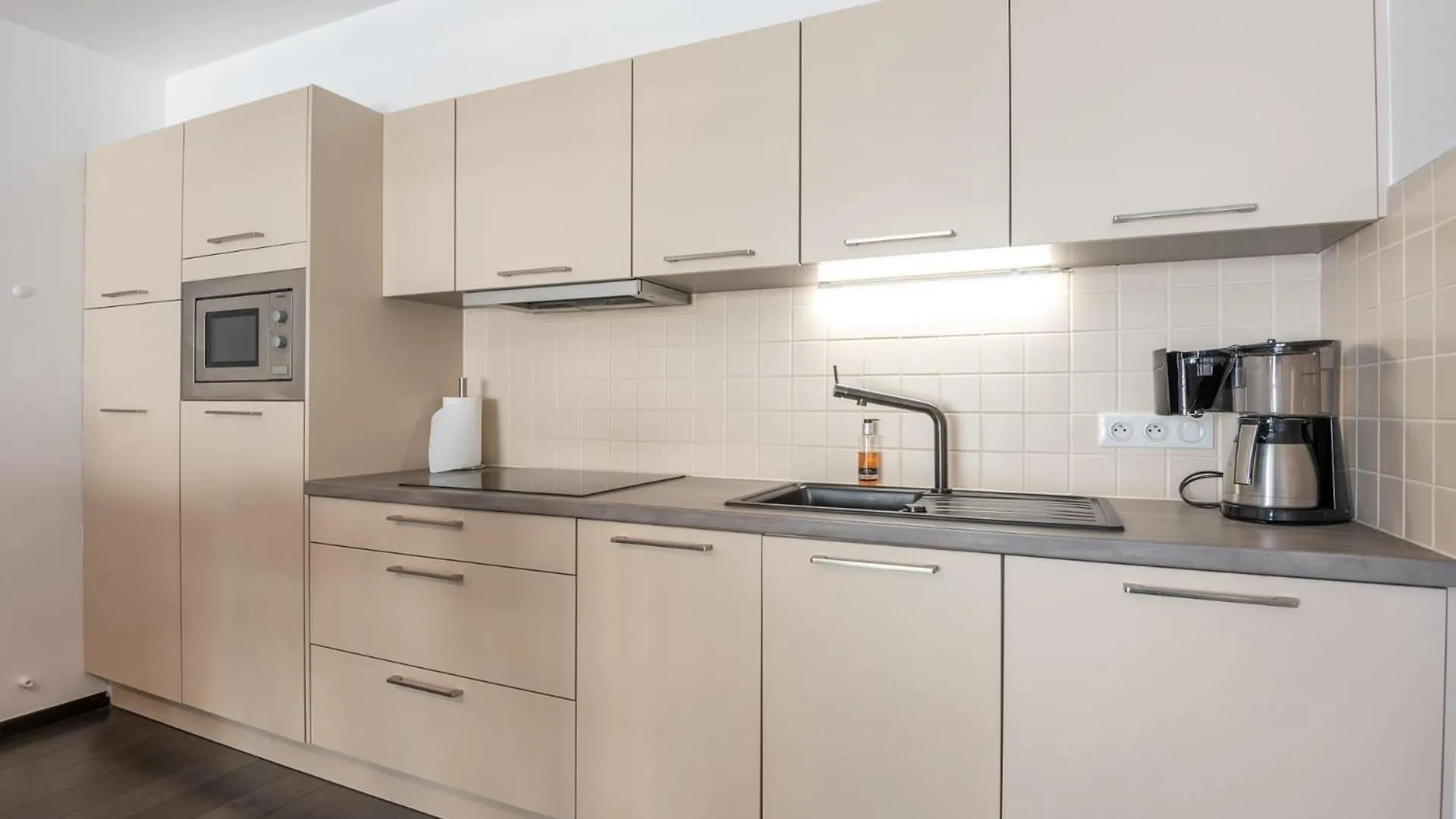 Perfectly Situated 2Br Apartment Near The Beach Остенде 0*,  Бельгия
